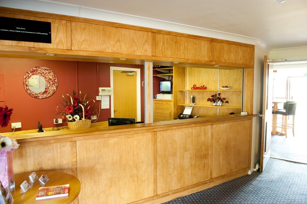 The Lodge Hotel Бирмингем Экстерьер фото